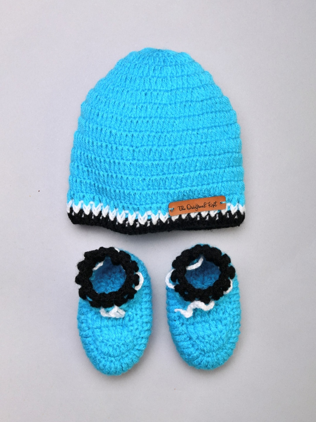 

The Original Knit Unisex Kids Blue Beanie & Booties