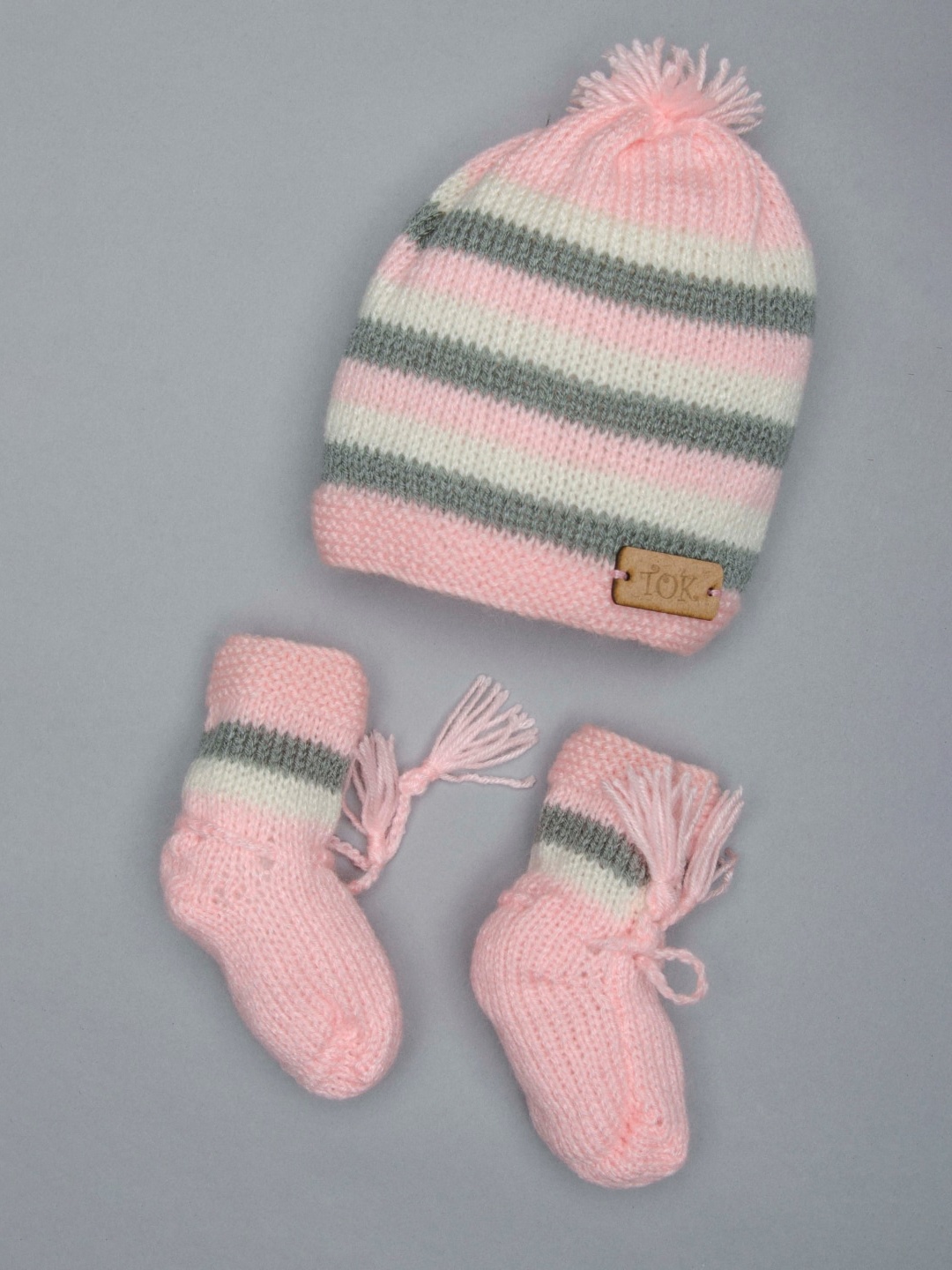 

The Original Knit Girls Pack of 2 Pink & Grey Colourblocked Knitted Cap & Socks