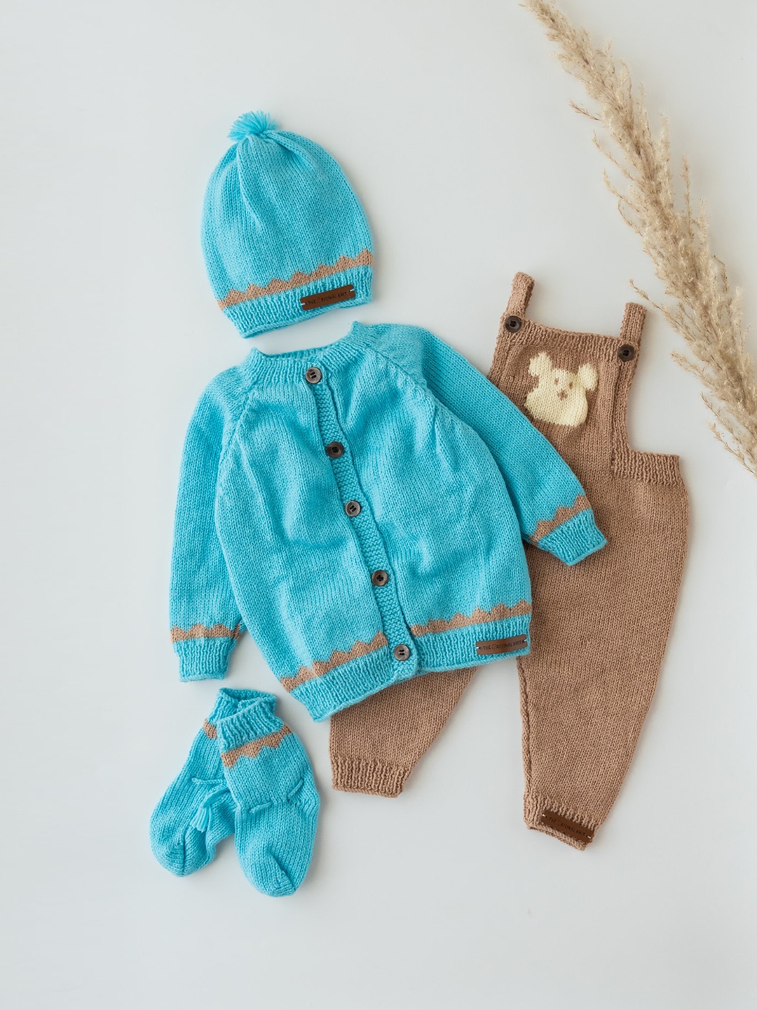 

The Original Knit Unisex Kids Blue & Beige Top With Trousers Dungaree & Combos Set