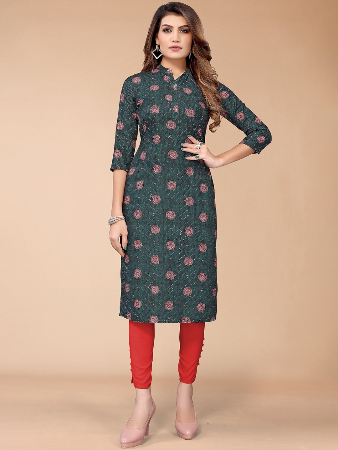 

KALINI Women Green Ethnic Motifs Printed Gotta Patti Floral Kurta