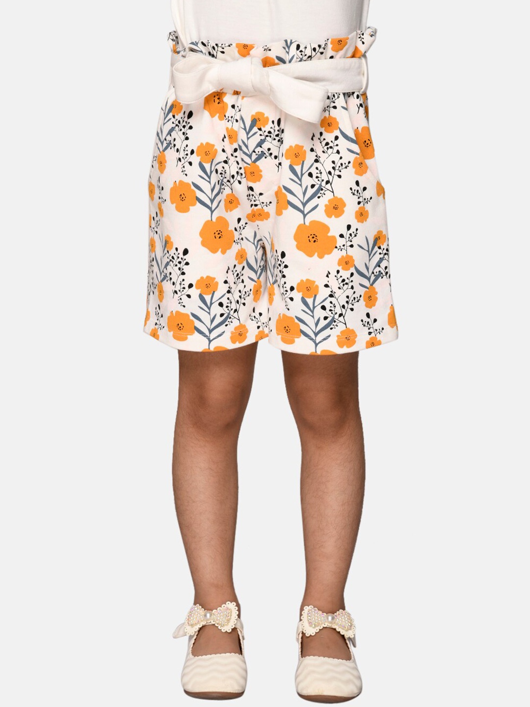 

SPUNKIES Girls White Floral Printed Antimicrobial Technology Shorts