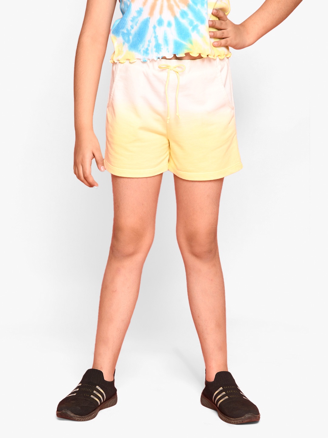 

SPUNKIES Girls Yellow Colourblocked Antimicrobial Technology Shorts