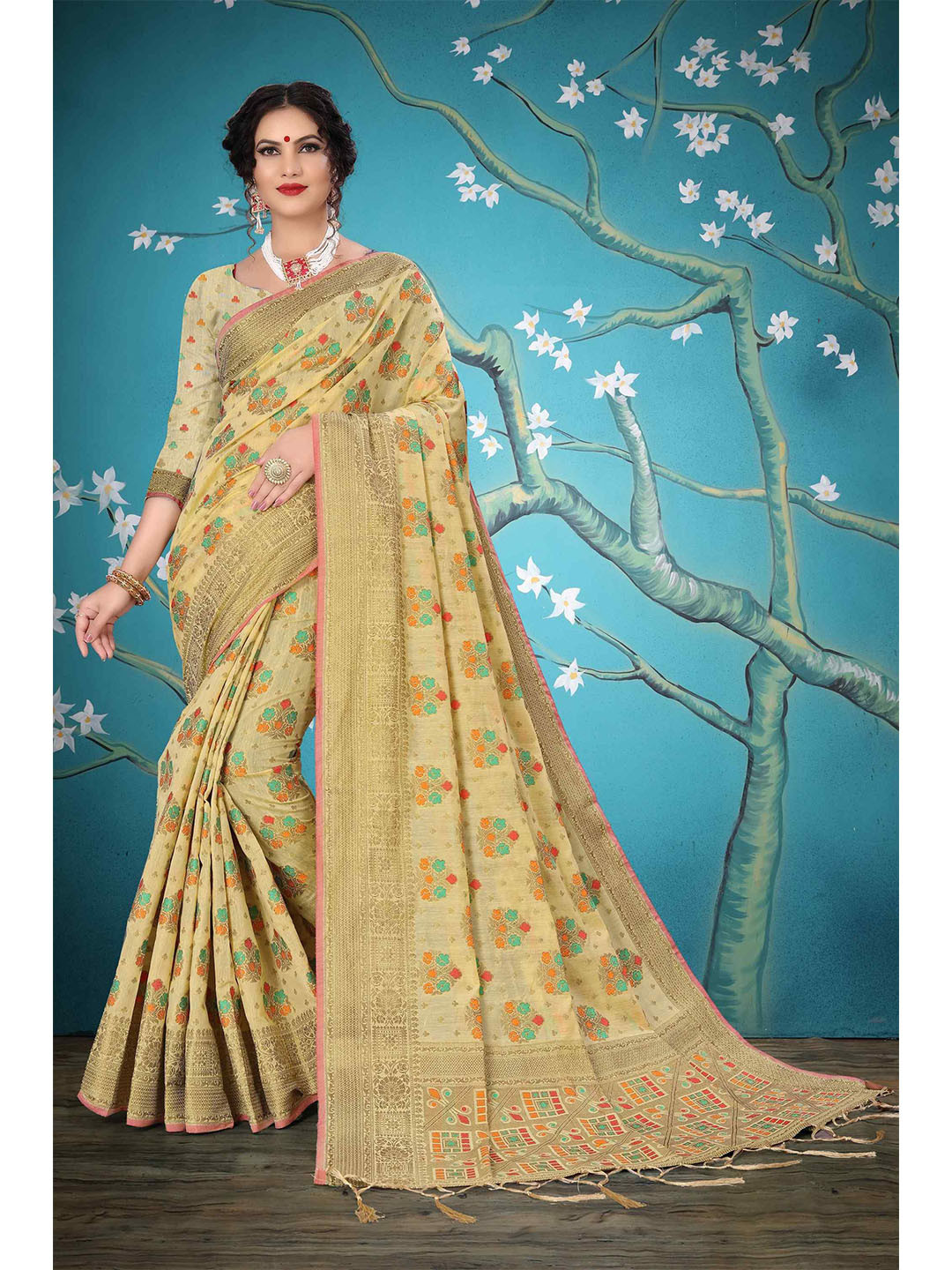 

Mizzific Women Cream Coloured & Gold-Toned Woven Design Zari Pure Cotton Banarasi Saree