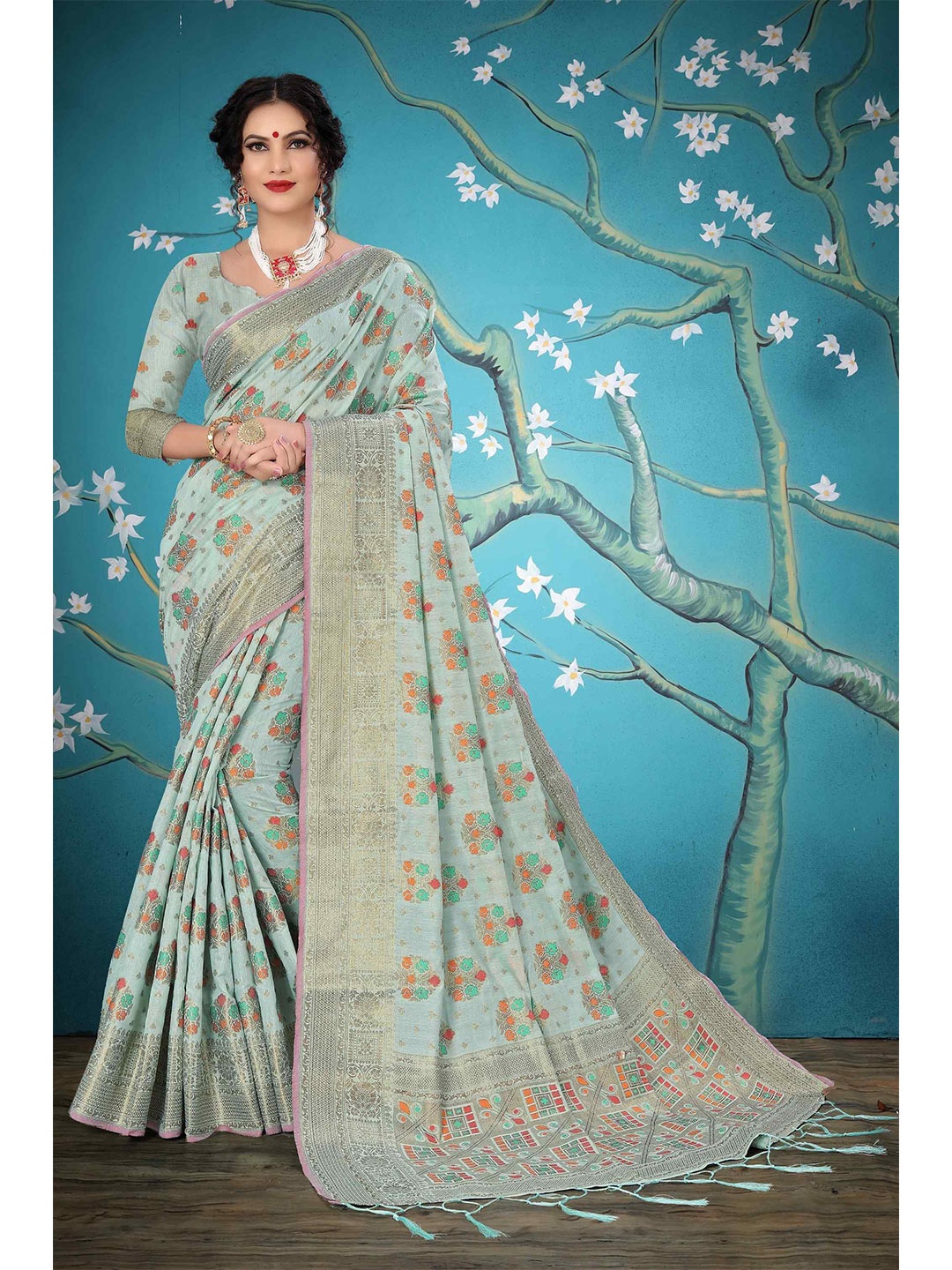

Mizzific Green & Gold-Toned Woven Design Zari Pure Cotton Chanderi Saree