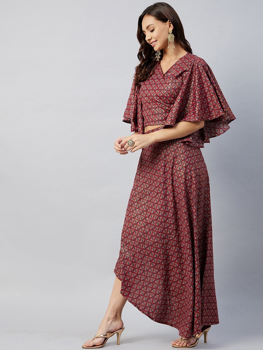

InWeave Women Maroon & White Printed Top Asymmetric With Skirt