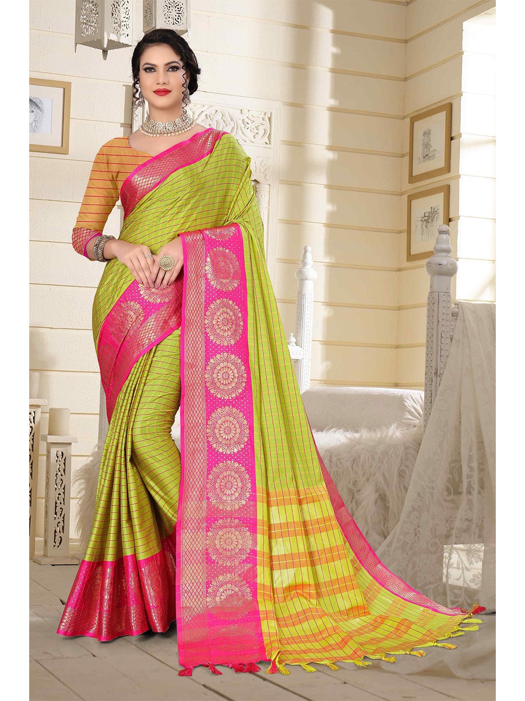 

Mizzific Lime Green & Pink Ethnic Motifs Zari Silk Cotton Banarasi Saree