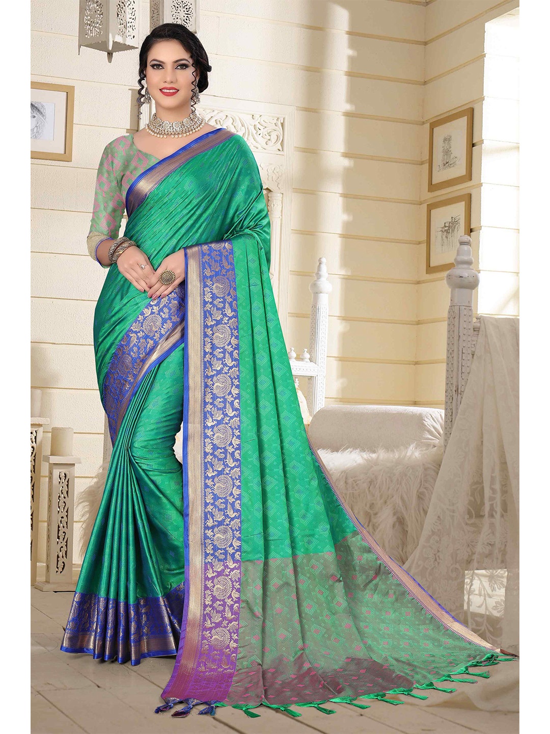 

Mizzific Green & Blue Woven Design Zari Silk Cotton Kanjeevaram Saree