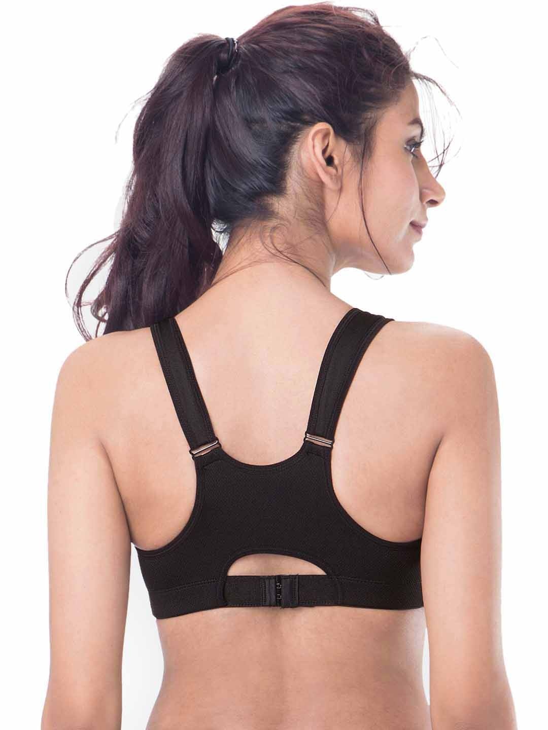 

PrettySecrets Black Solid Non-Wired Lightly Padded Sports Bra