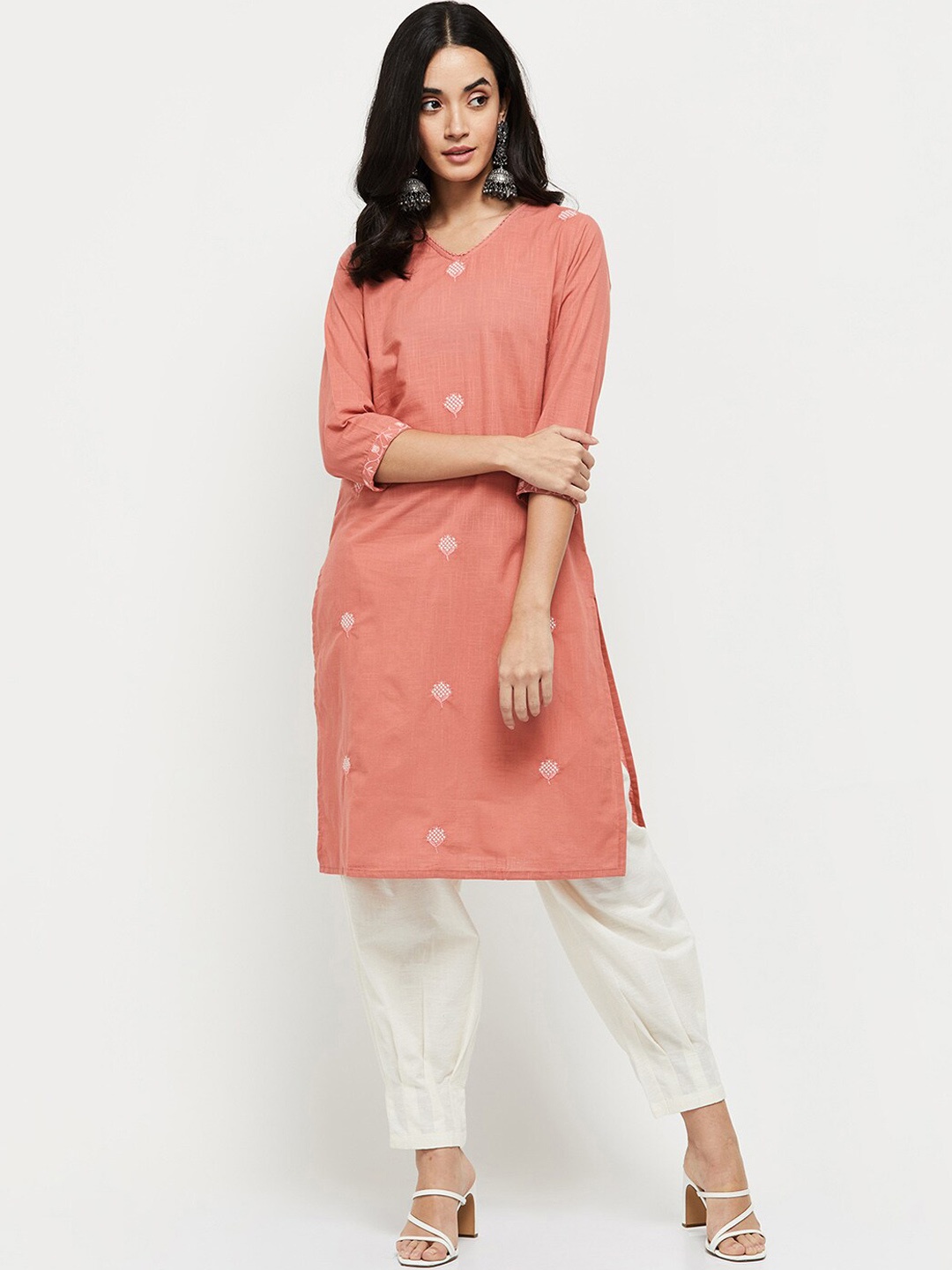 

max Women Peach-Coloured Solid Cotton Embroidered Kurta