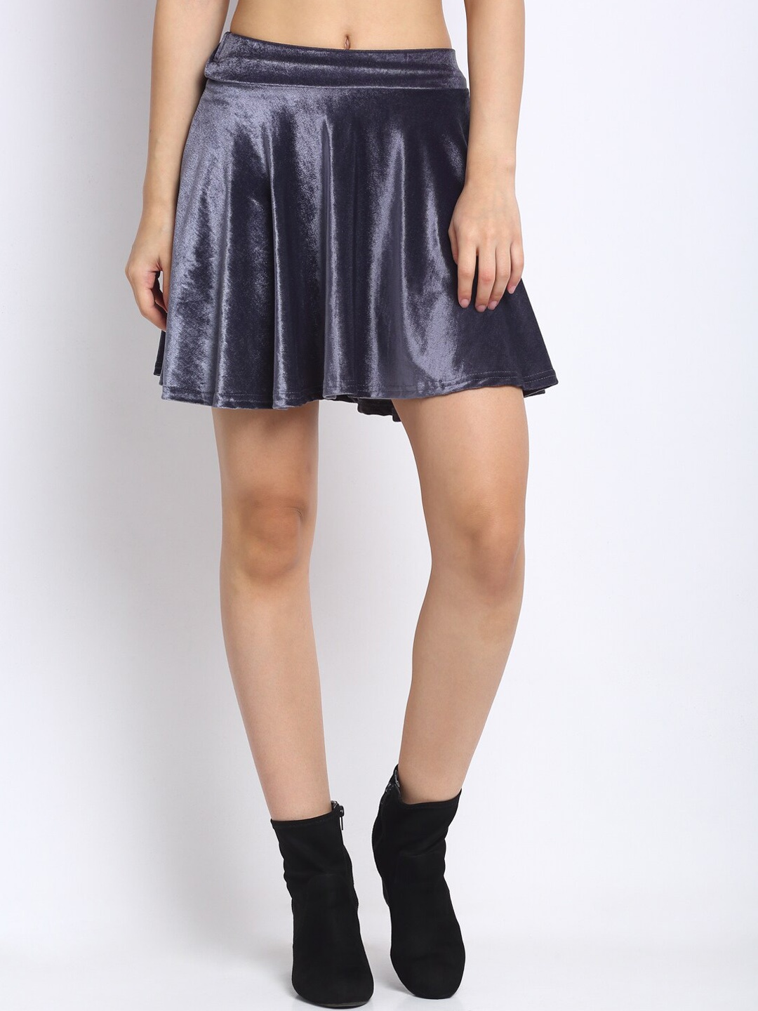 

NEUDIS Women Grey Solid Flared Mini Skater Skirt