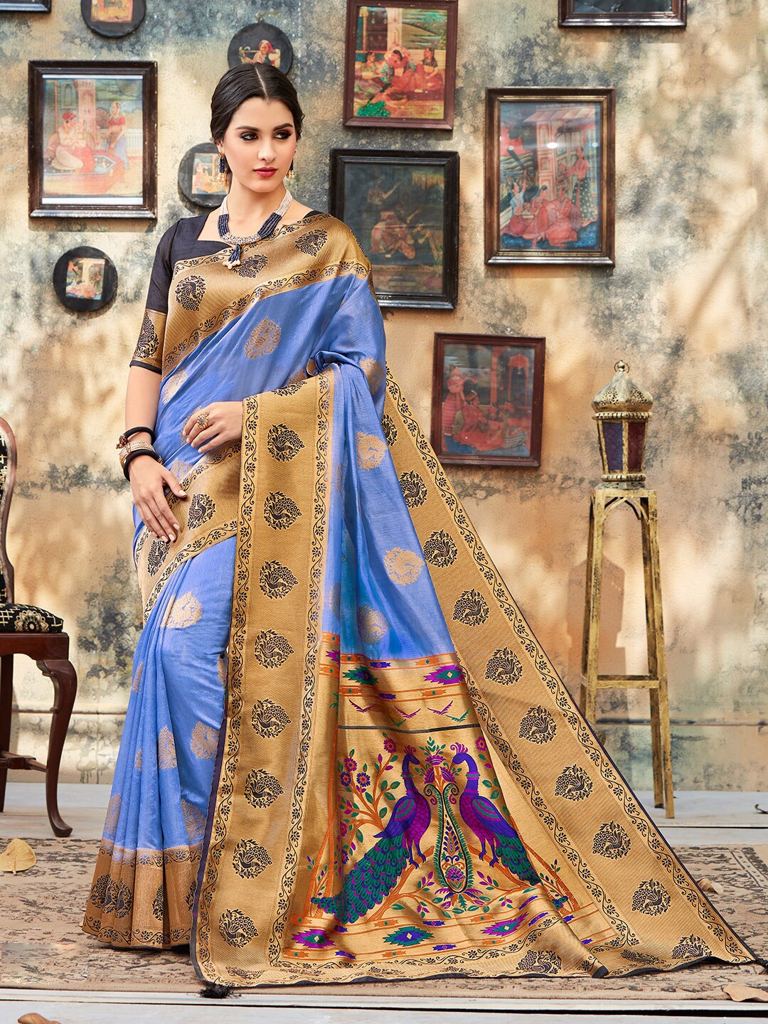 

Shaily Blue & Gold-Toned Floral Zari Silk Blend Paithani Saree