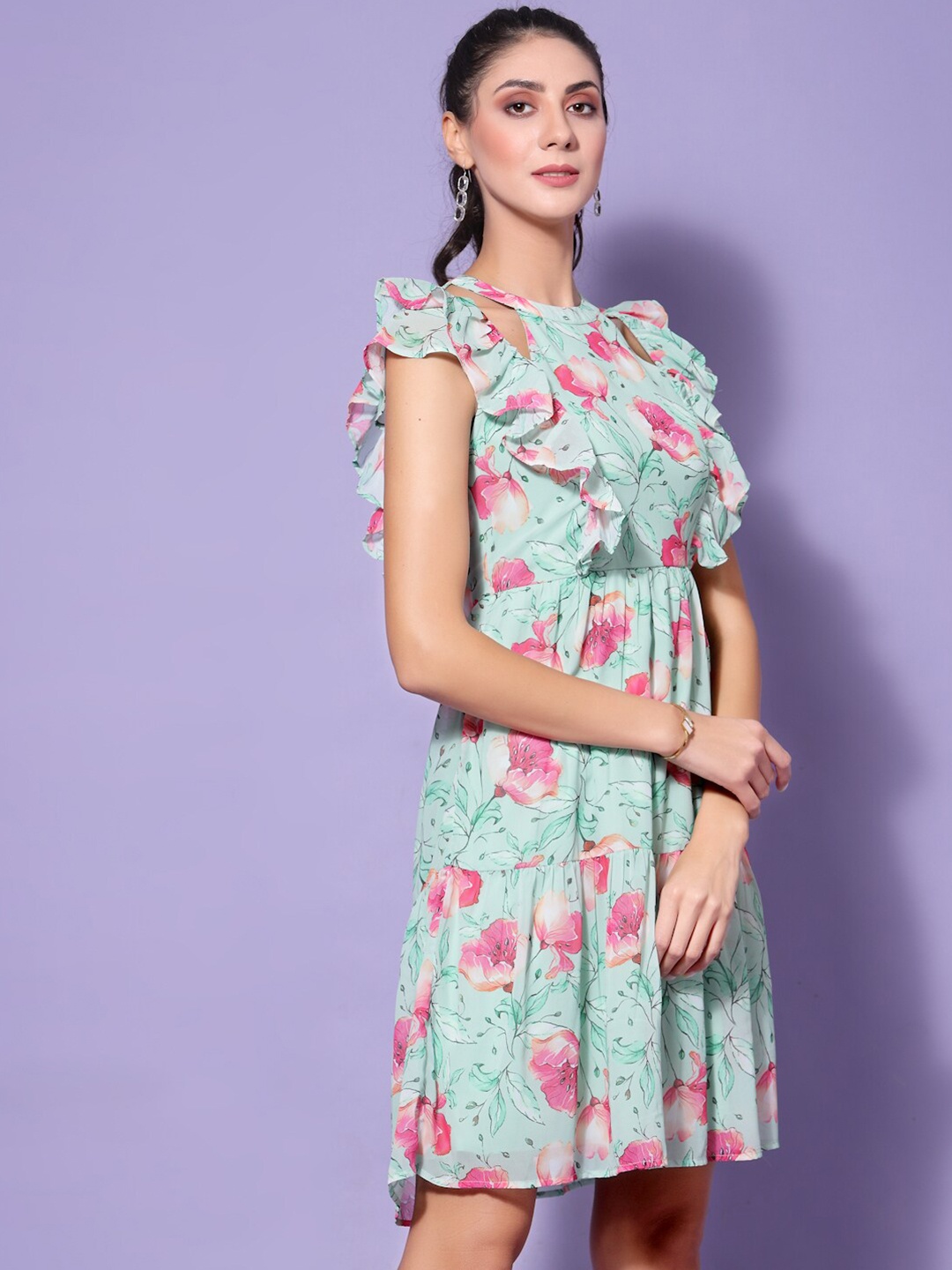 

KASSUALLY Women Green & Pink Floral Georgette Dress