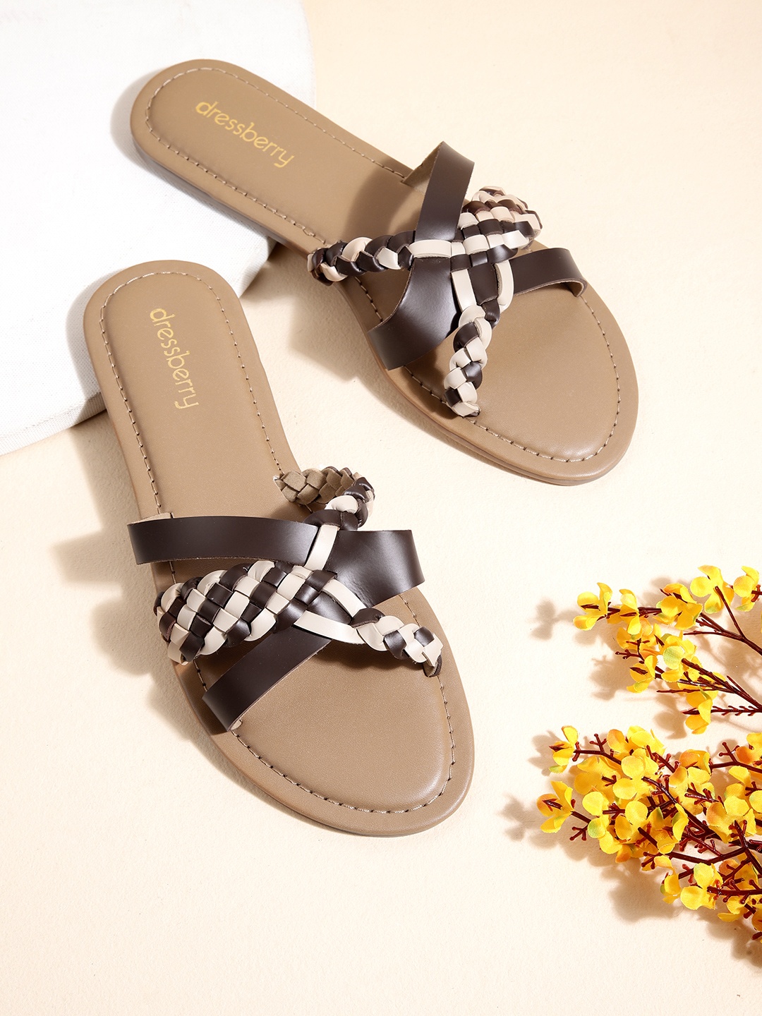 

DressBerry Women Brown & Beige Basketweave Open Toe Flats