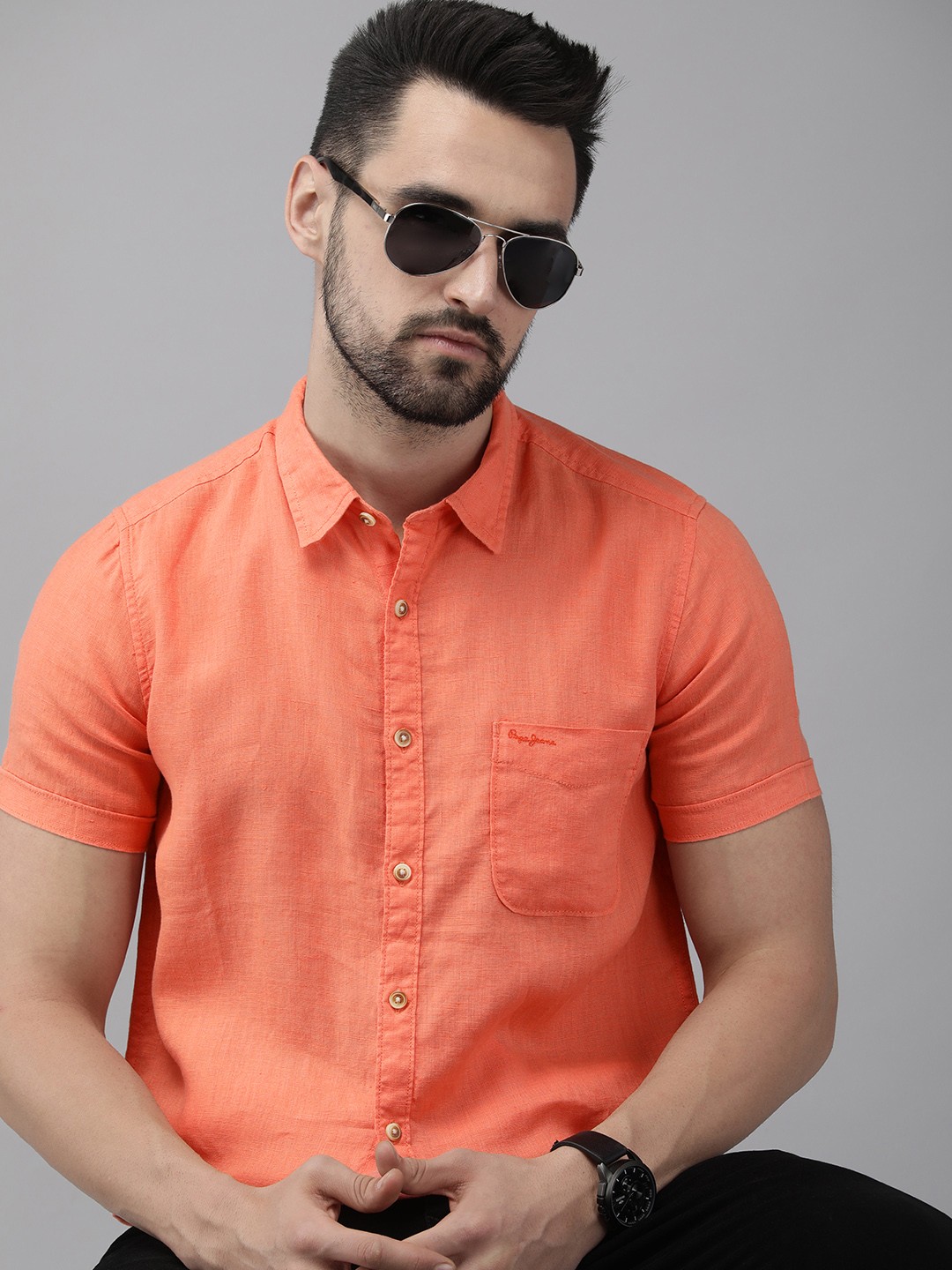 

Pepe Jeans Men Orange Solid Pure Linen Casual Shirt