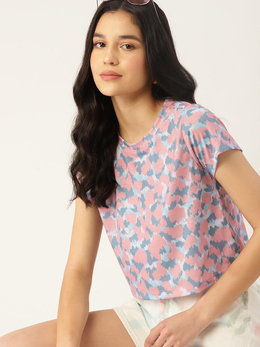 

DressBerry Women Printed Cropped Boxy T-shirt, Pink