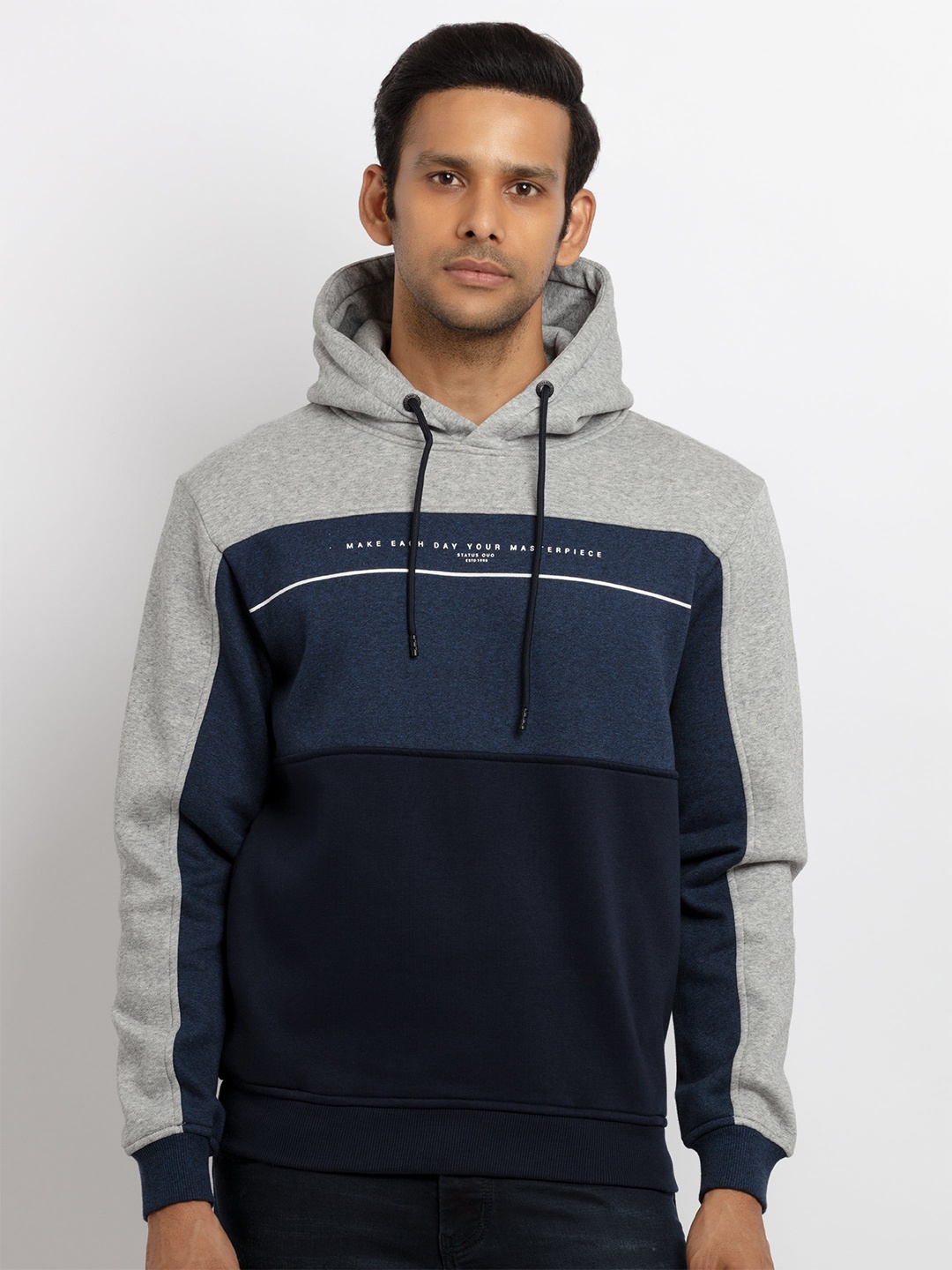 

Status Quo Men Navy Blue & Grey Colourblocked Sweatshirt