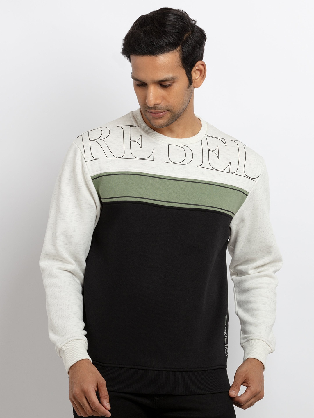 

Status Quo Men Off White Colourblocked Cotton Sweatshirt
