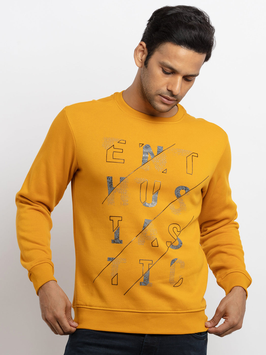 

Status Quo Men Mustard Yellow Printed Sweatshirt
