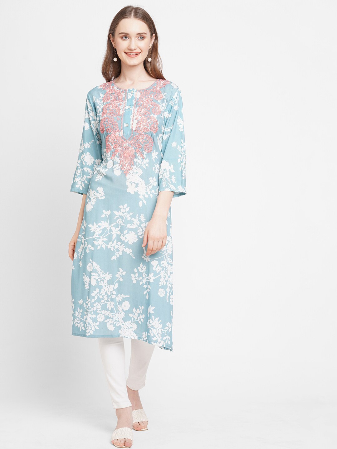 

Cloth Haus India Women Grey & White Floral Embroidered Kurta