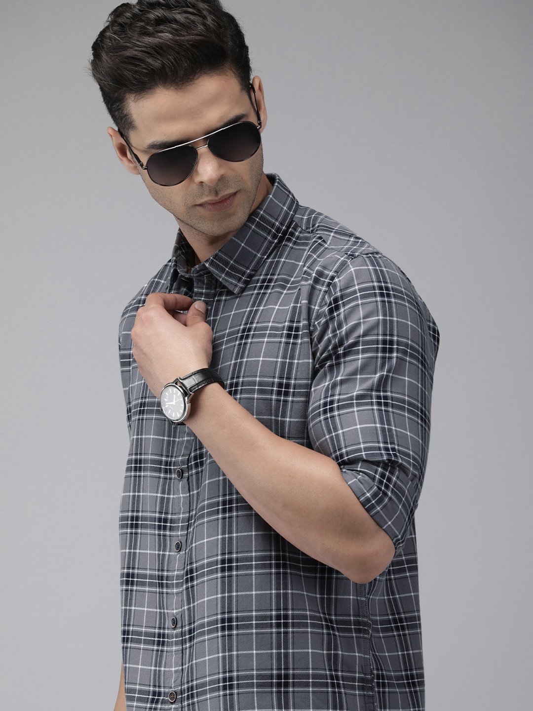 

Pepe Jeans Men Grey And White Tartan Checked Pure Cotton Casual Shirt