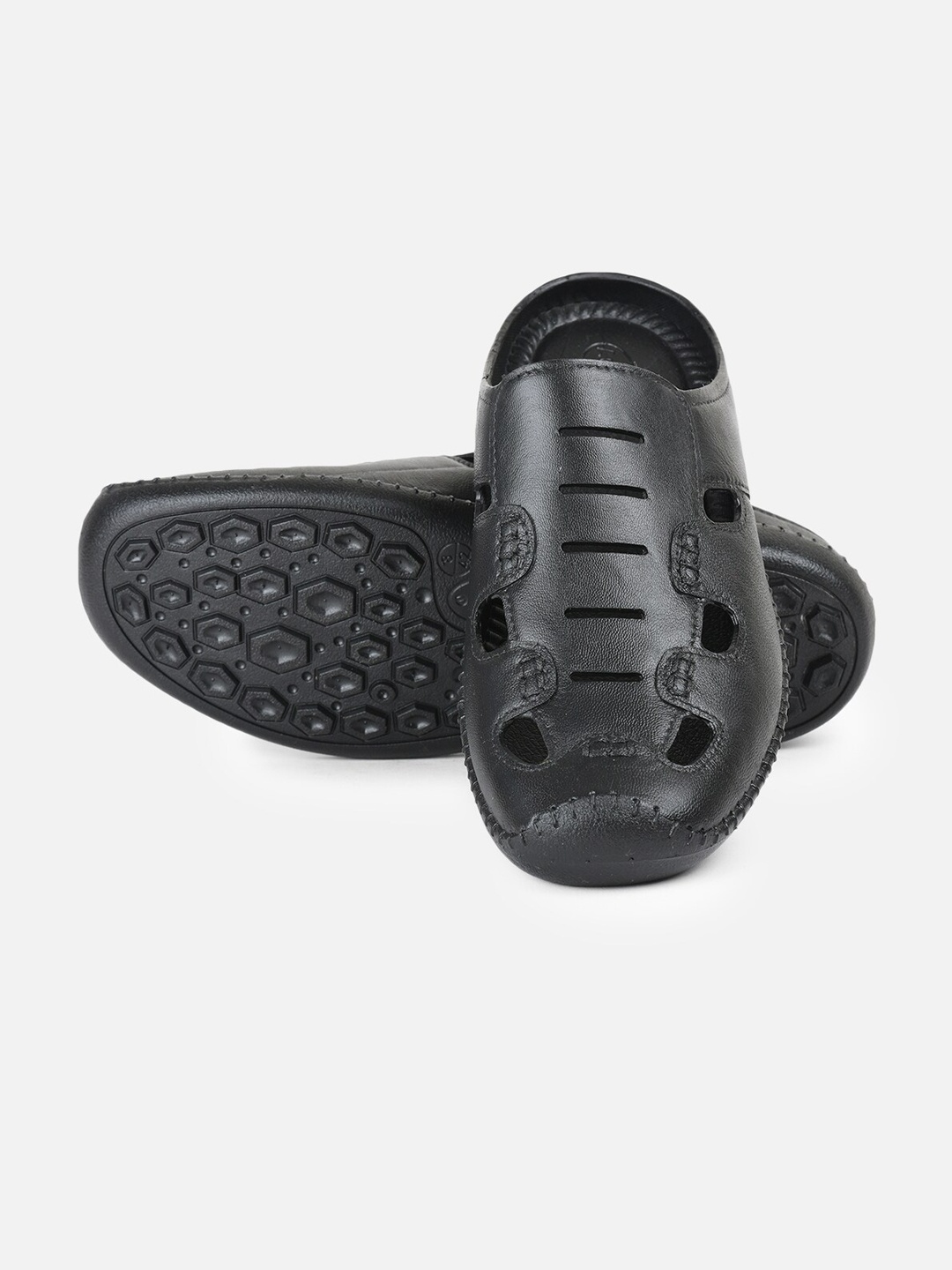 

Aqualite Men Black Slip-On Sneakers