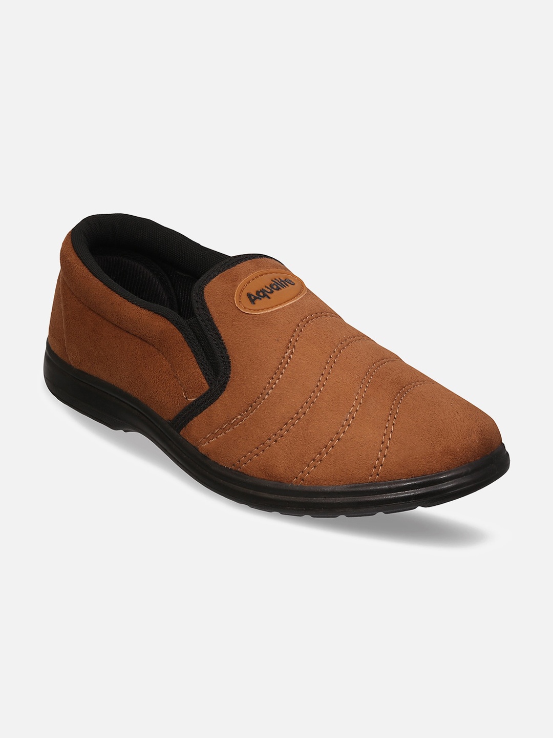 

Aqualite Men Black Solid Slip-On Sneakers