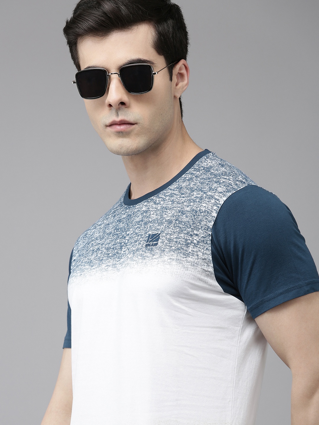 

Pepe Jeans Men Pure Cotton Colourblocked Round Neck T-shirt, Blue