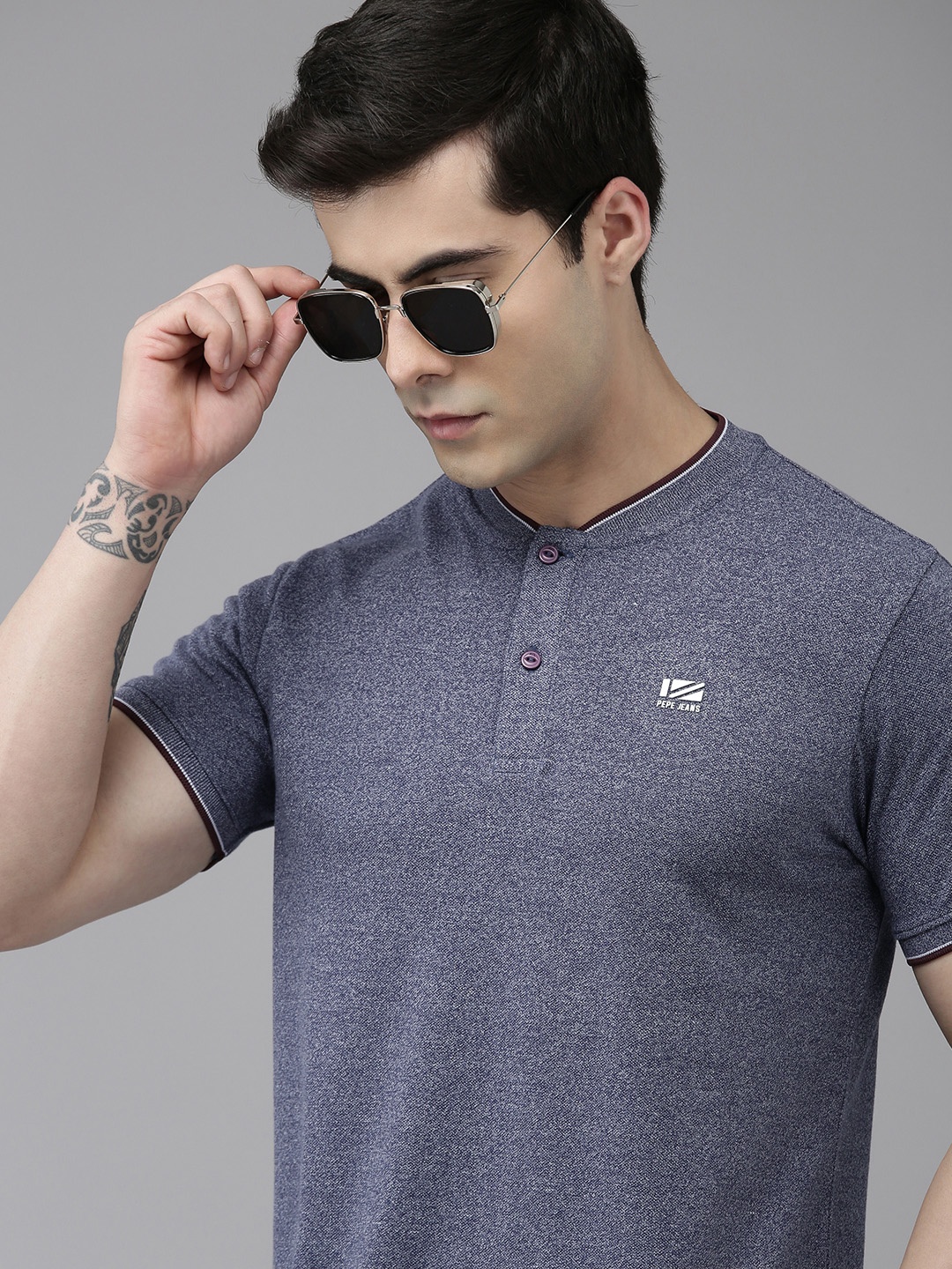 

Pepe Jeans Men Pure Cotton Mandarin Collar Solid T-shirt, Navy blue