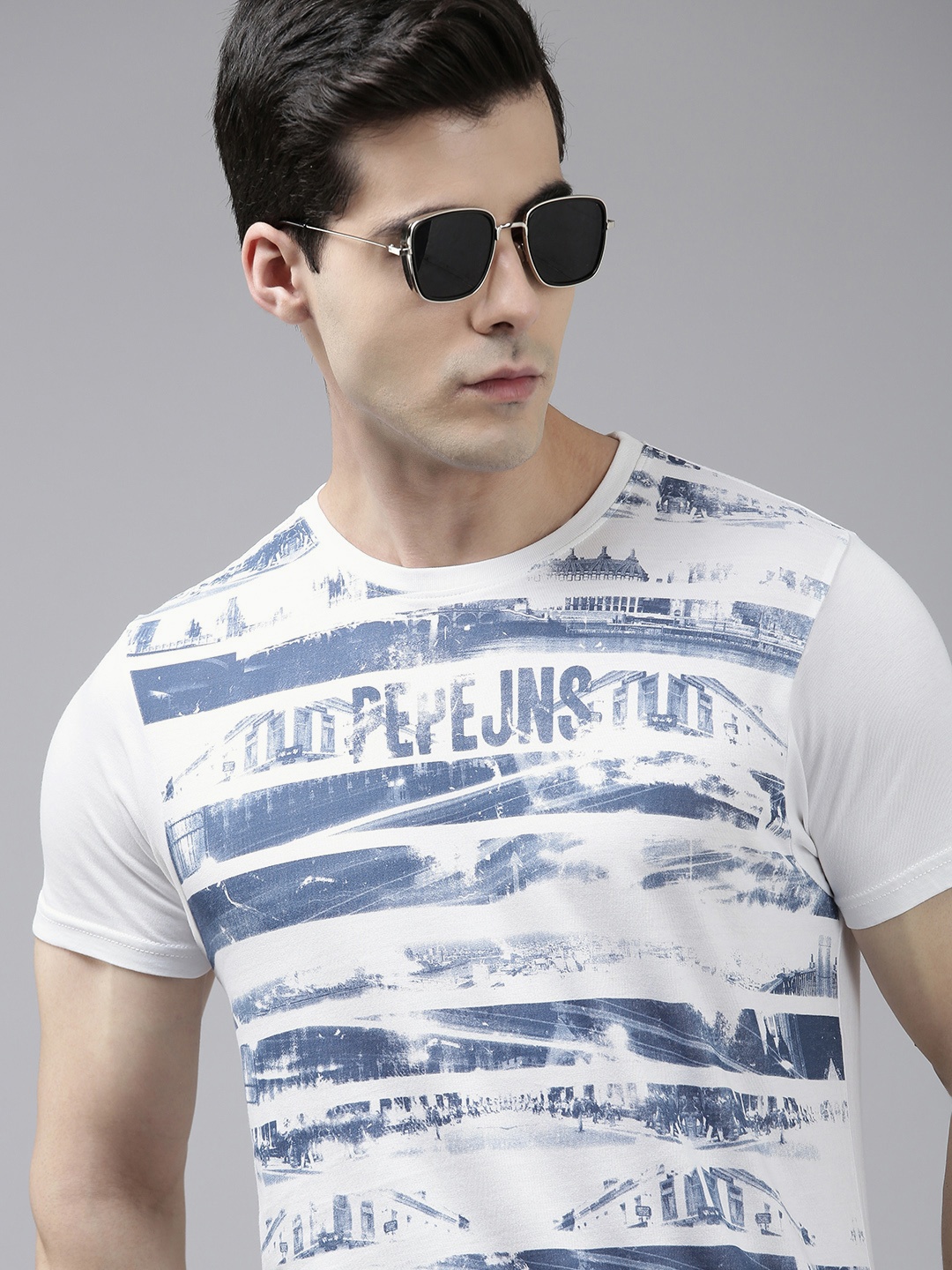 

Pepe Jeans Men Brand Logo Print Indigo Knitted Pure Cotton Slim Fit T-shirt, White