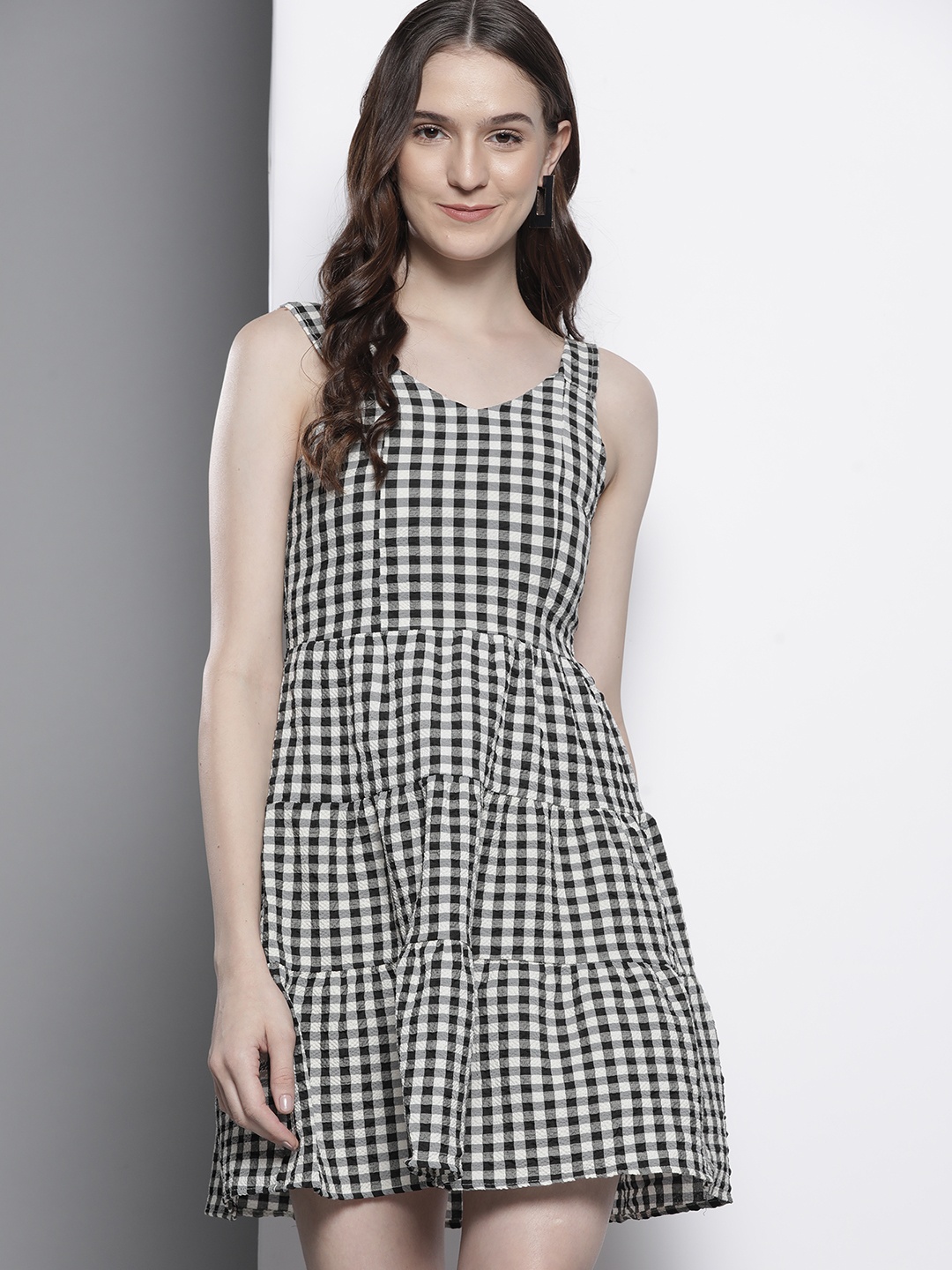 

Trendyol Off White & Black Checked A-Line Dress
