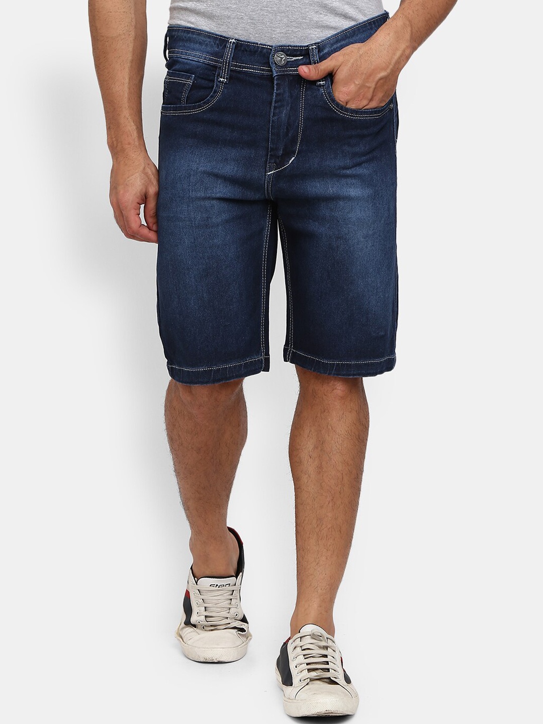 

V-Mart Men Blue Washed Denim Shorts