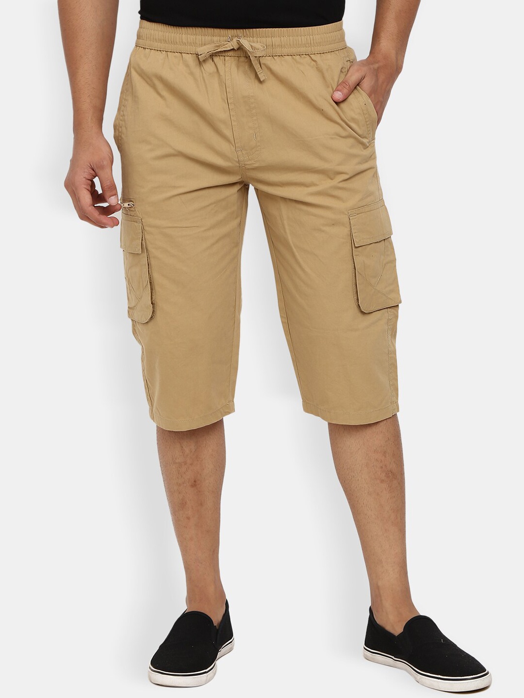 

V-Mart Men Khaki Cargo Solid Drawstring Shorts