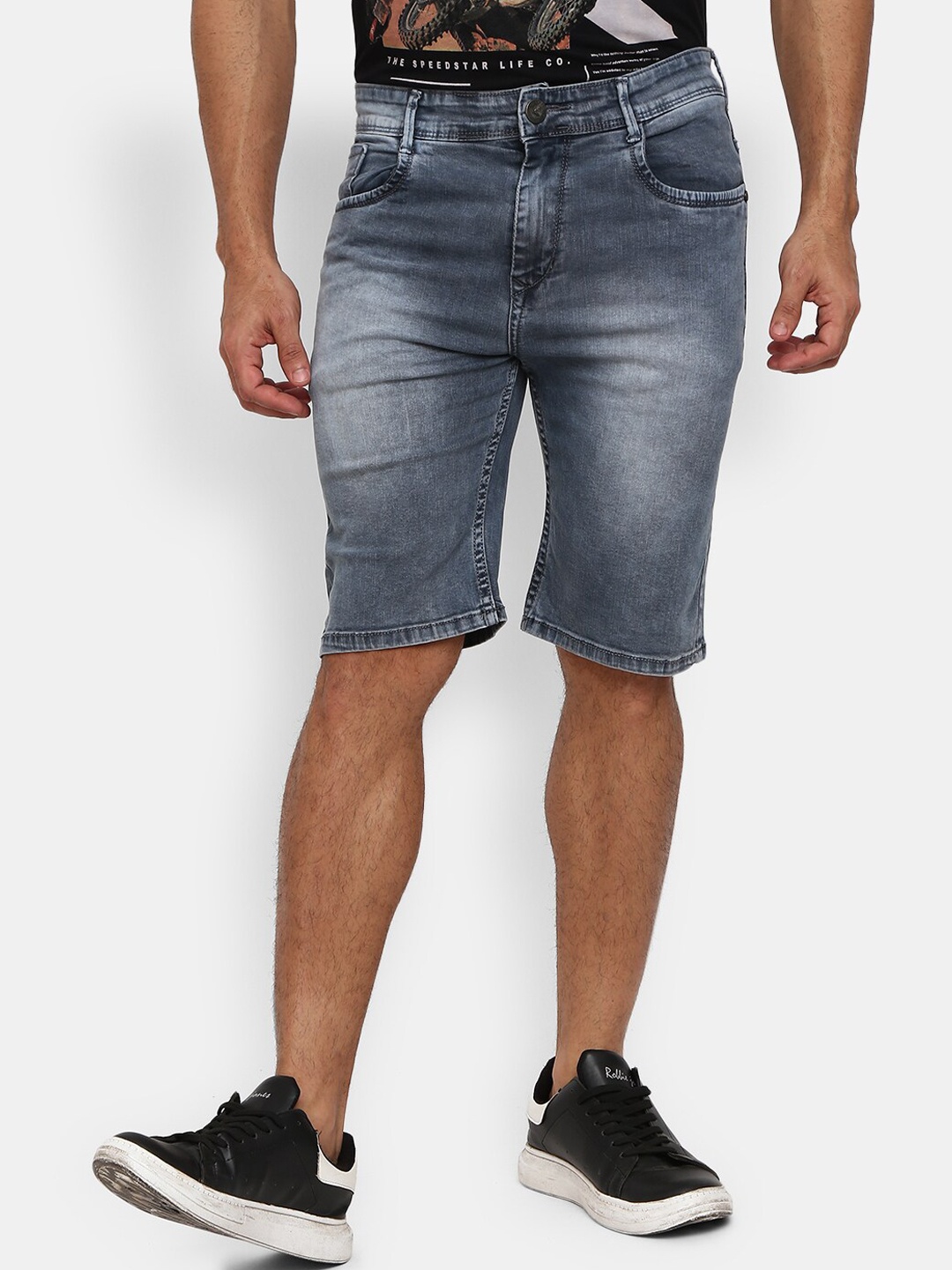 

V-Mart Men Grey Washed Denim Shorts