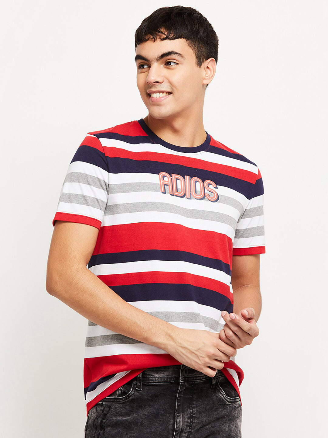 

max Men Red & White Cotton Striped Round Neck T-shirt