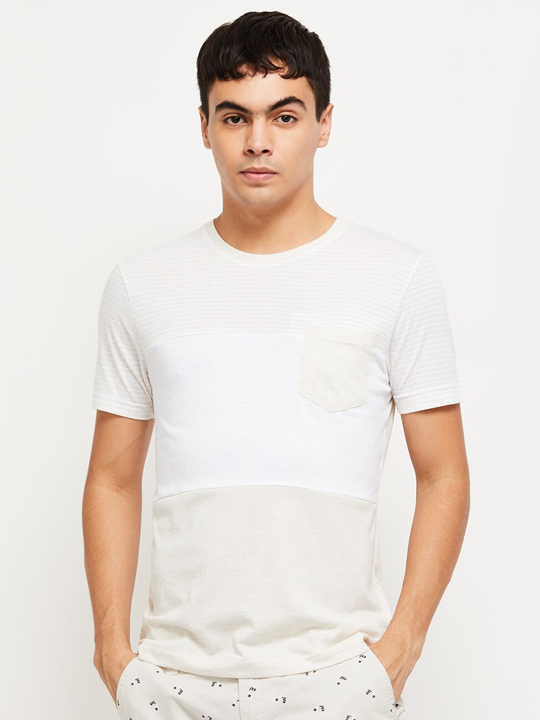 

max Men Off White Colourblocked T-shirt