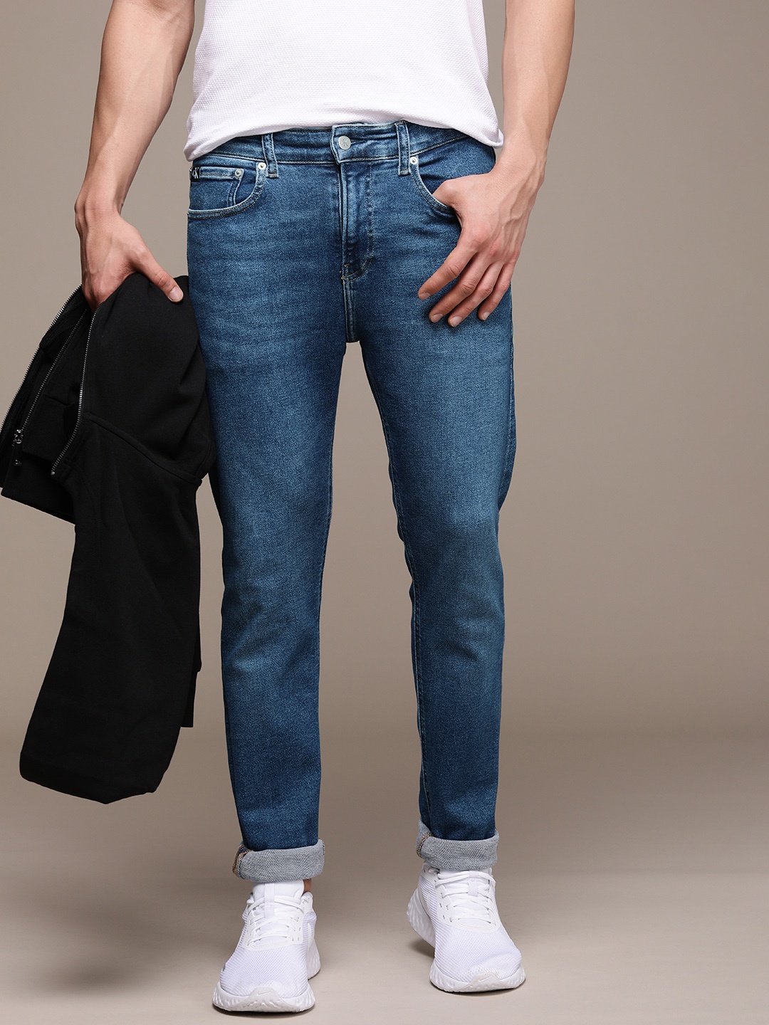 

Calvin Klein Jeans Men Blue Skinny Fit Mid-Rise Clean Look Heavy Fade Stretchable Jeans