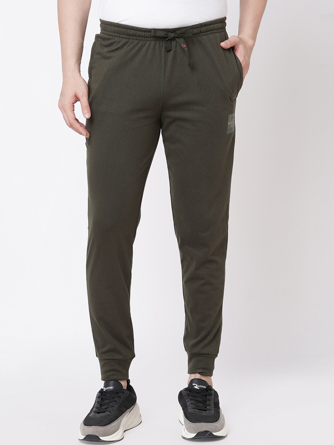 

Sweet Dreams Men Olive-Green Solid Track Pants