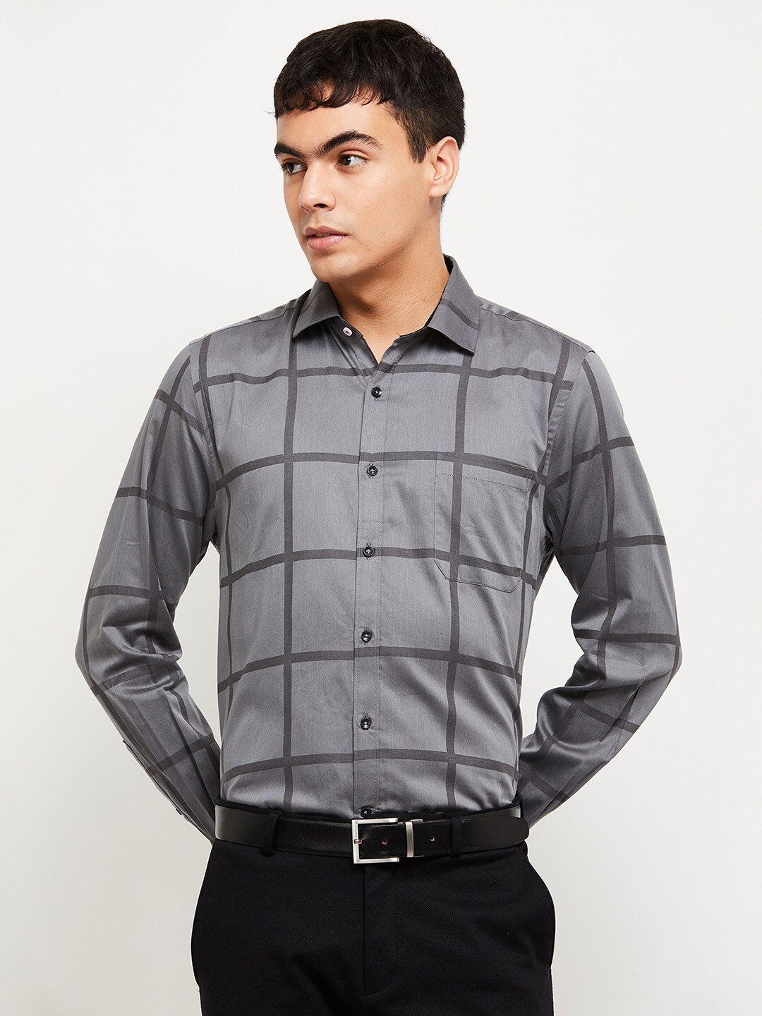 

max Men Grey Slim Fit Windowpane Checks Casual Cotton Shirt