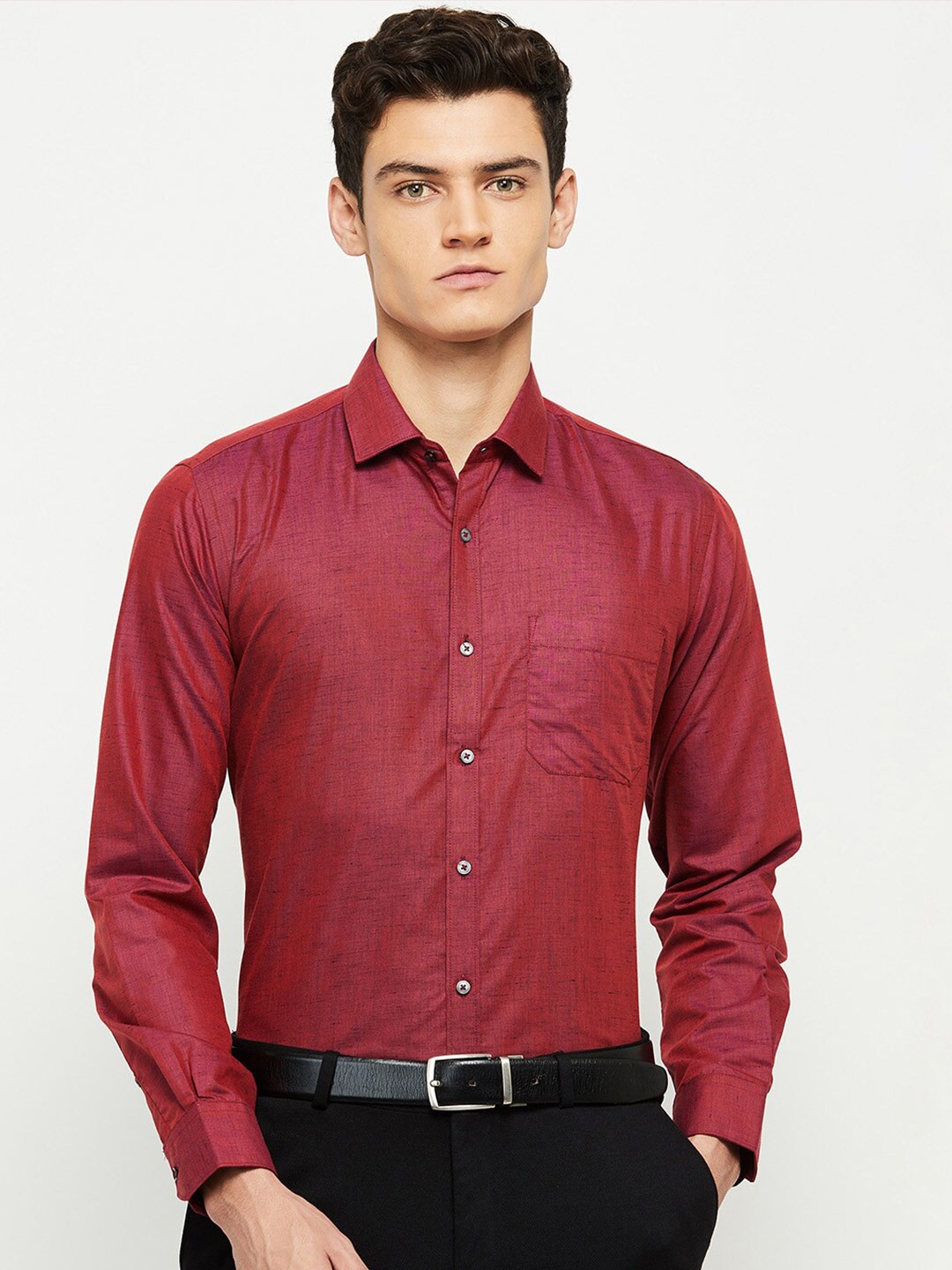 

max Men Maroon Polyester Slim Fit Formal Shirt