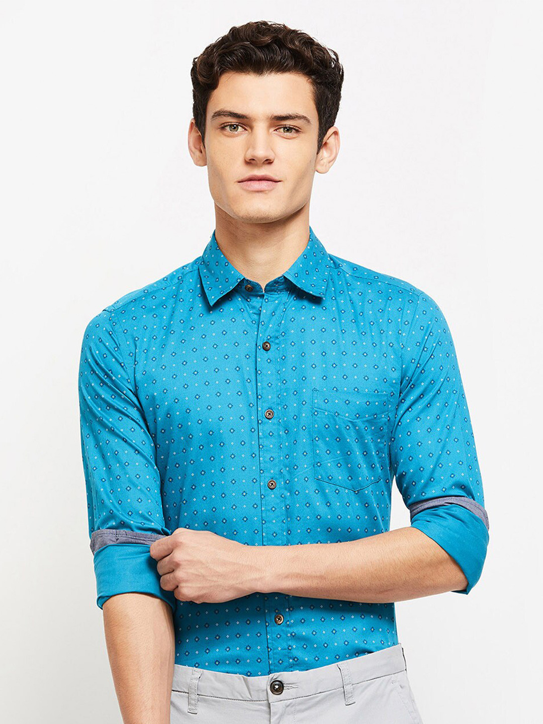 

max Men Blue Printed Casual Shirt
