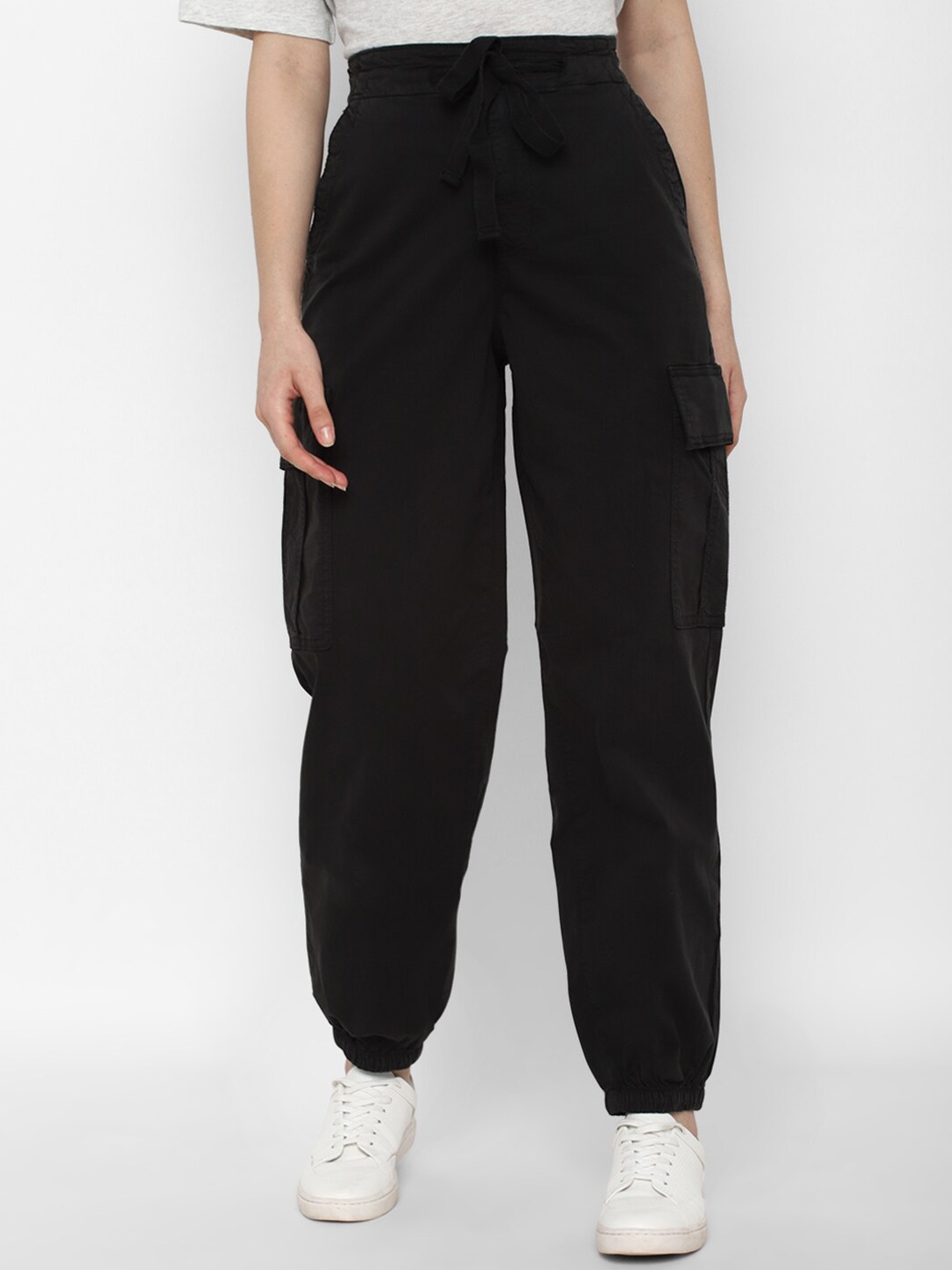 

AMERICAN EAGLE OUTFITTERS Women Black Solid Joggers