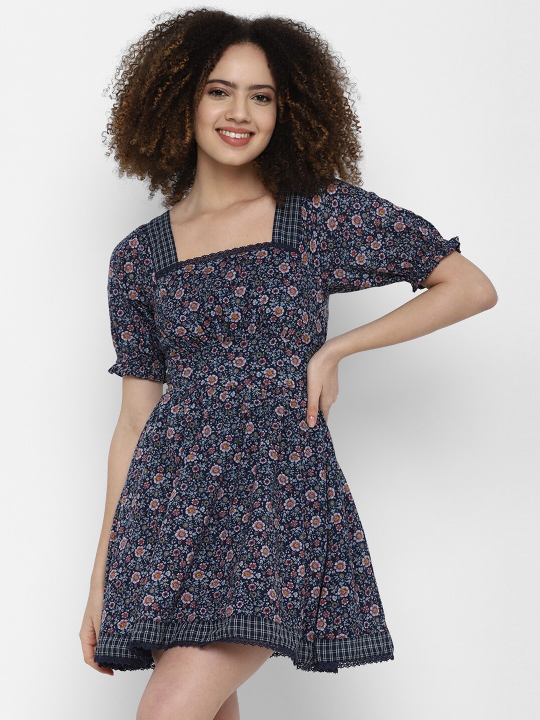 

AMERICAN EAGLE OUTFITTERS Women Blue Floral Pure Cotton Dress