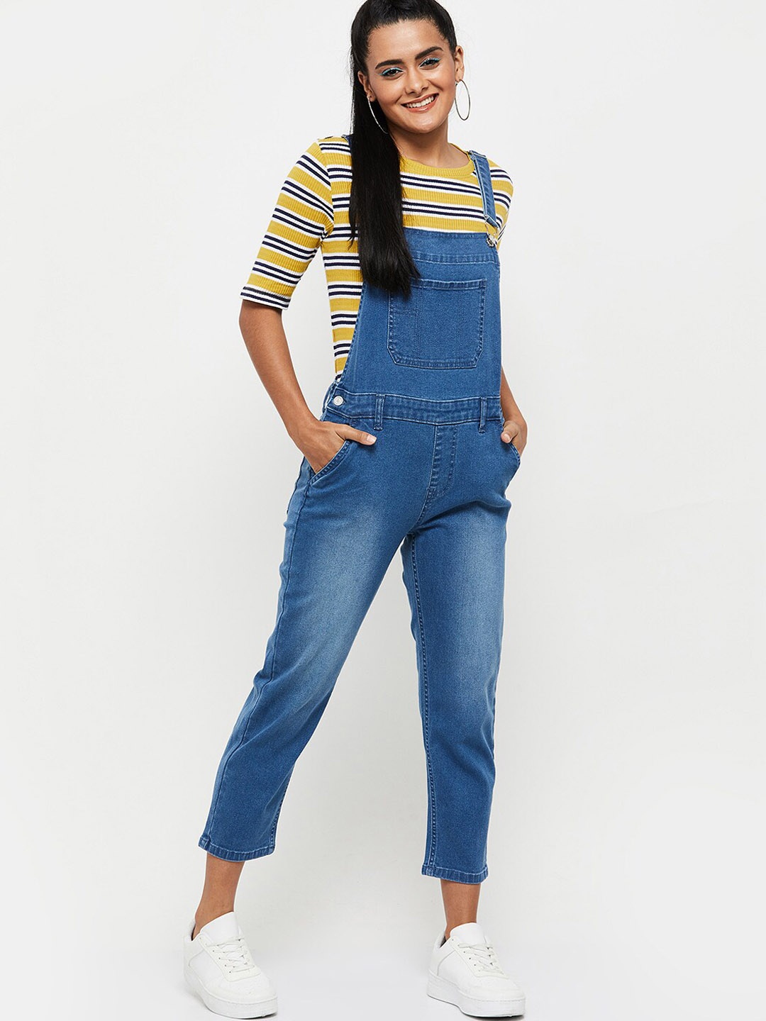 

max Women Blue Solid Denim Dungarees