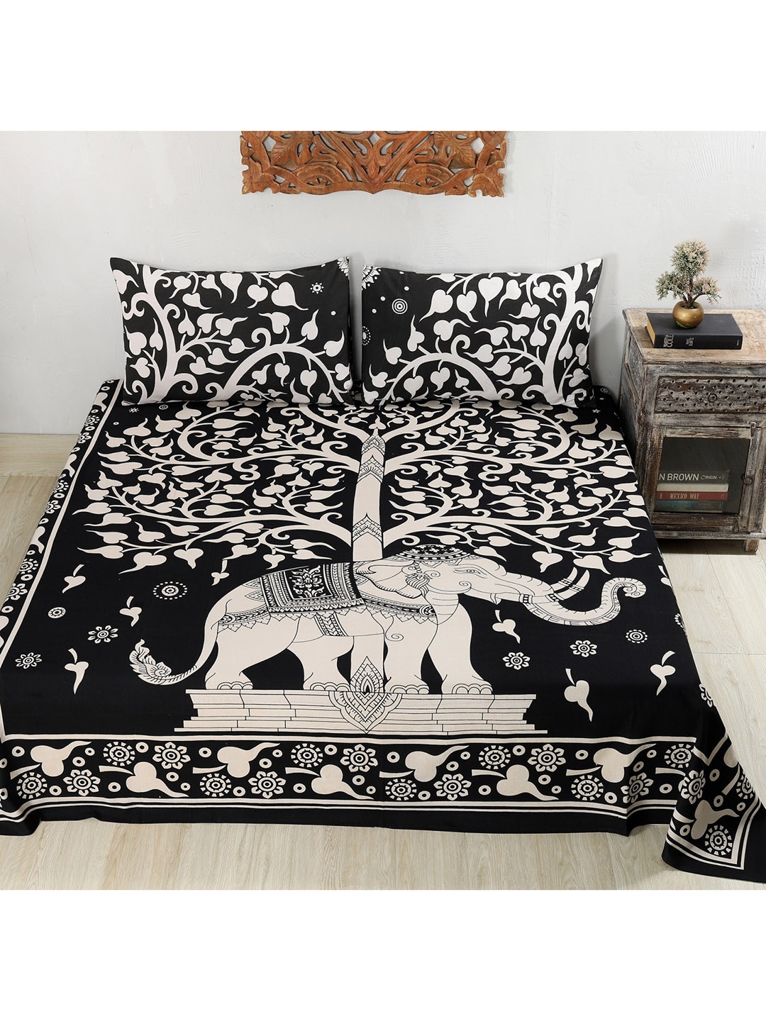 

HANDICRAFT PALACE Unisex Black Bedsheets