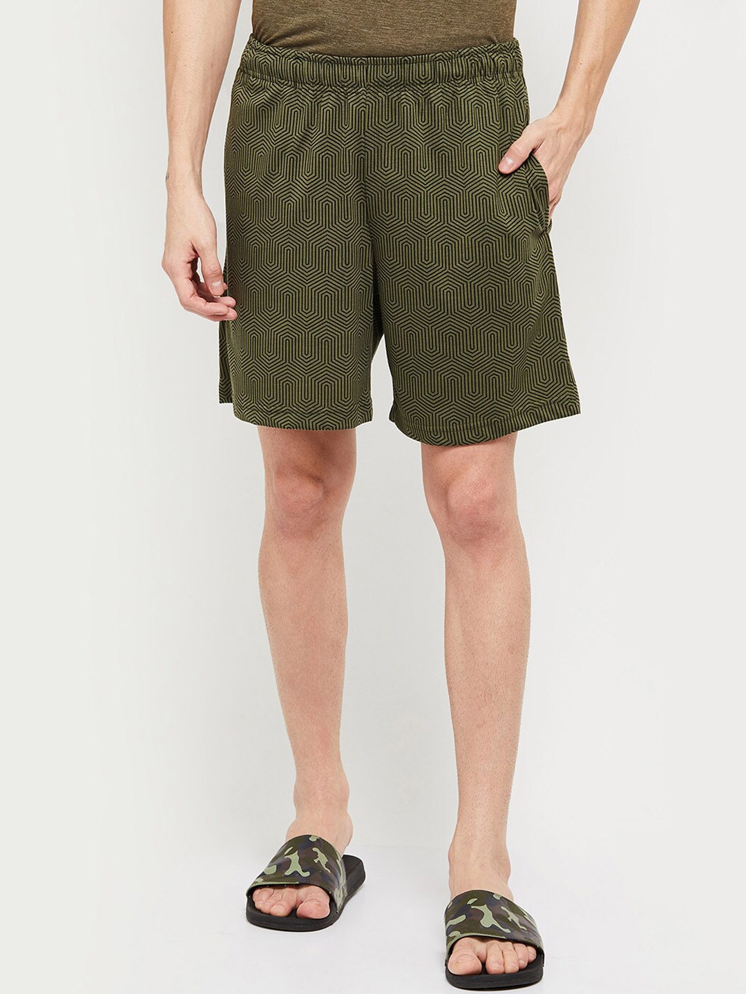 

max Men Olive Green Printed Regular Fit Shorts