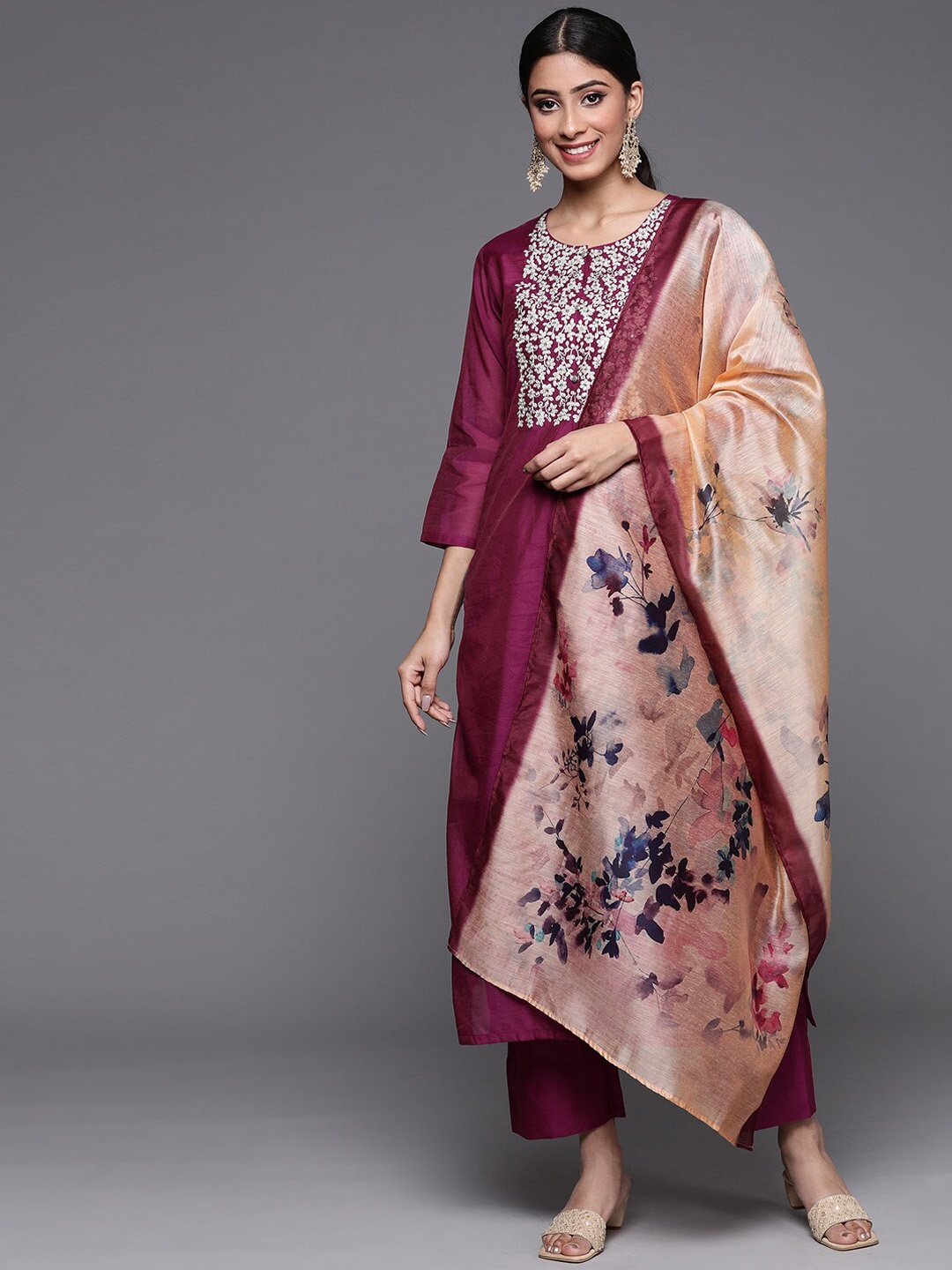 

Varanga Women Magenta Floral Embroidered Mukaish Kurta with Trousers & With Dupatta