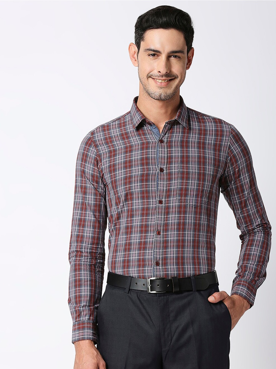 

Solemio Men Brown & Grey Slim Fit Checked Casual Shirt