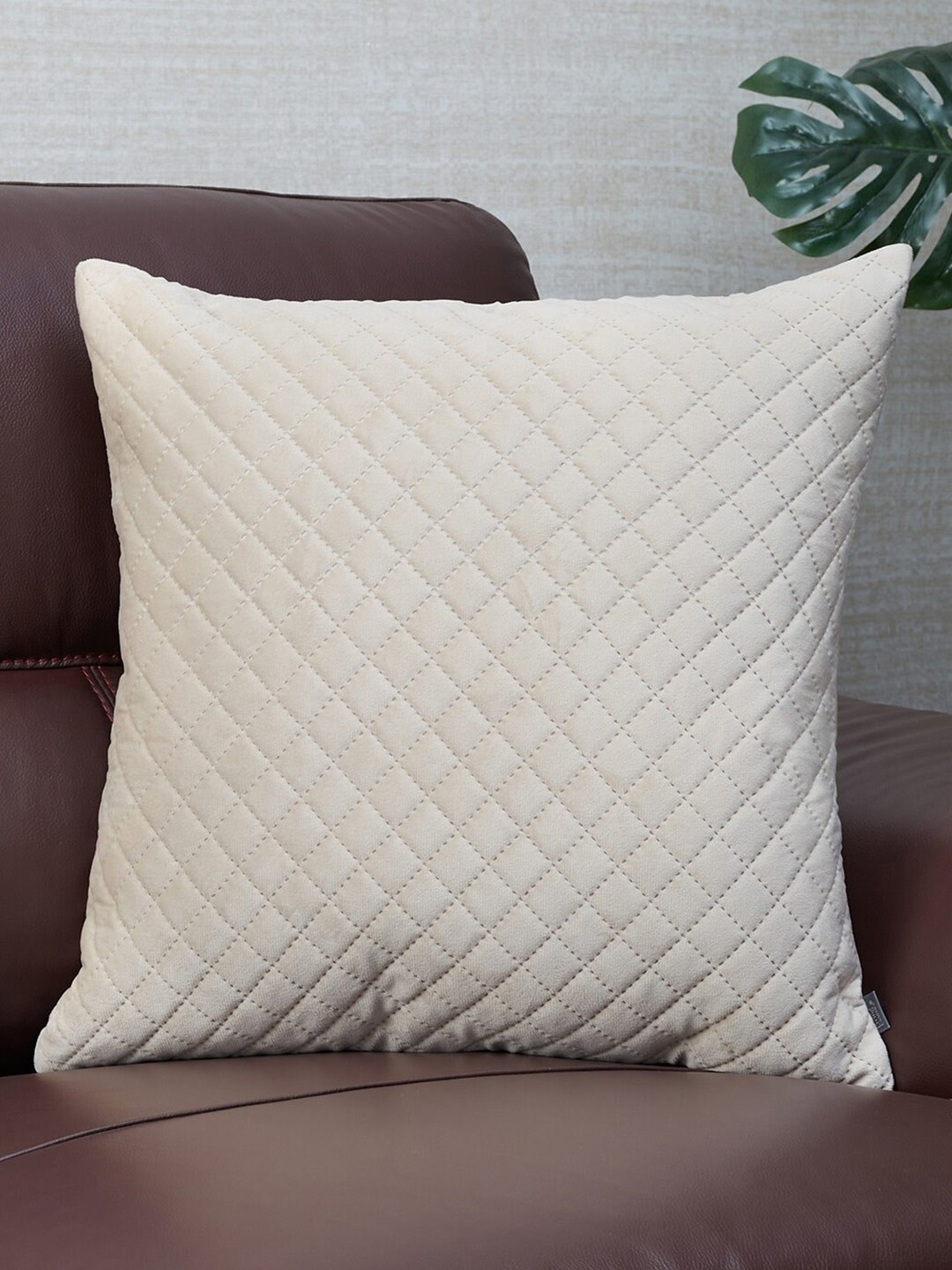 

HomeTown White Geometric Velvet Square Cushion Covers