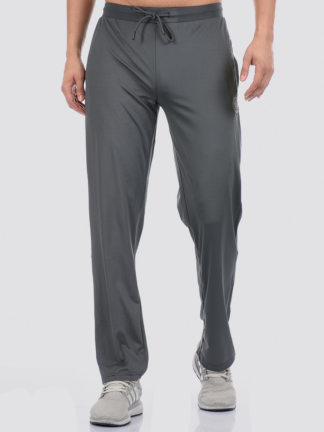 

Cloak & Decker by Monte Carlo Men Grey Solid Cotton Track Pant