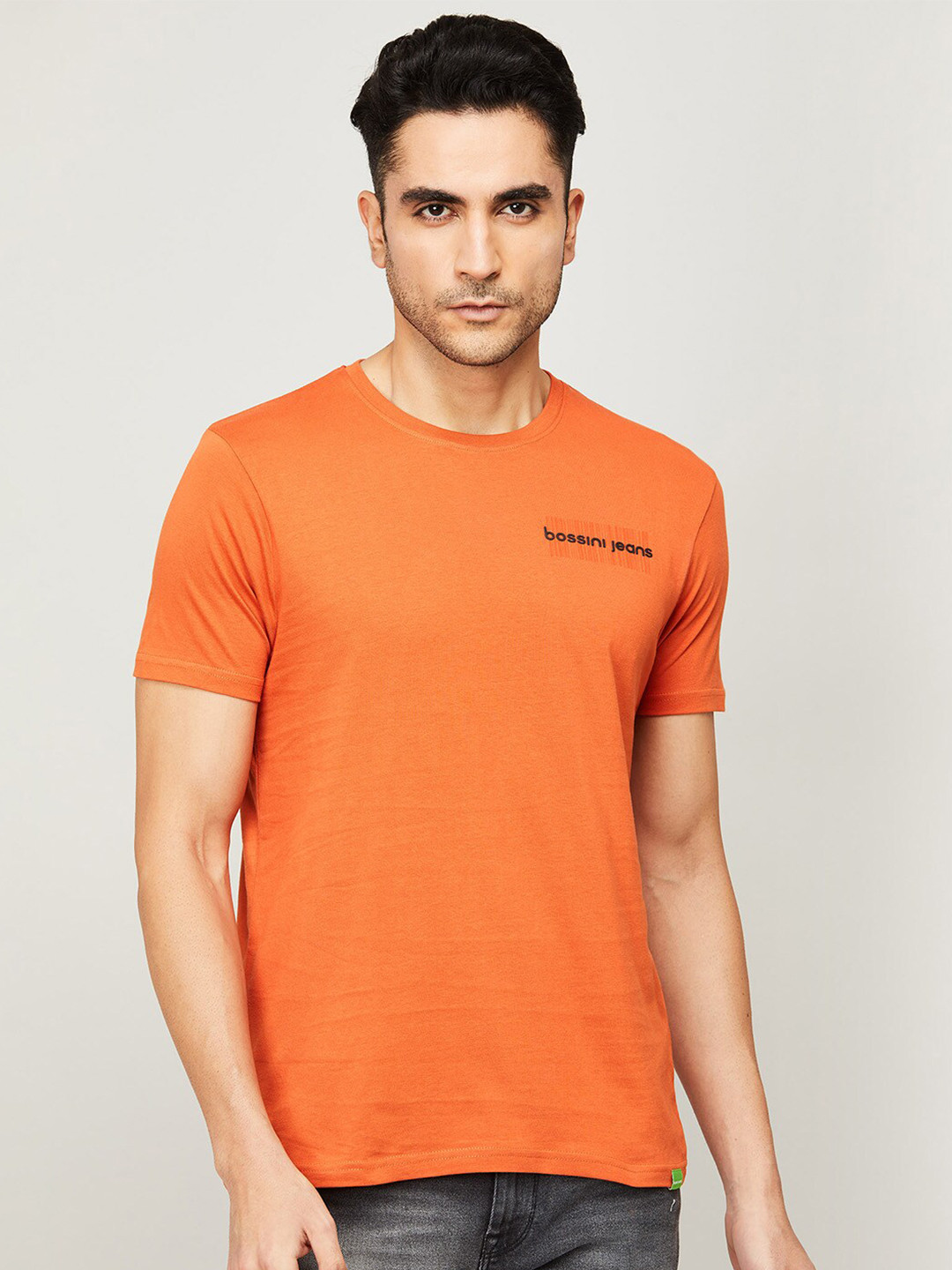 

Bossini Men Brown Pure Cotton Slim Fit T-shirt